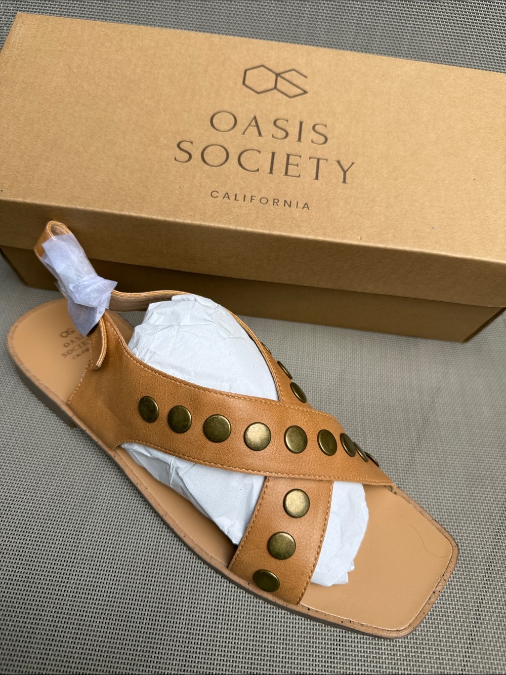 NIB Oasis Society Kylie Studded Cross Band Slingback Sandal Tan 9